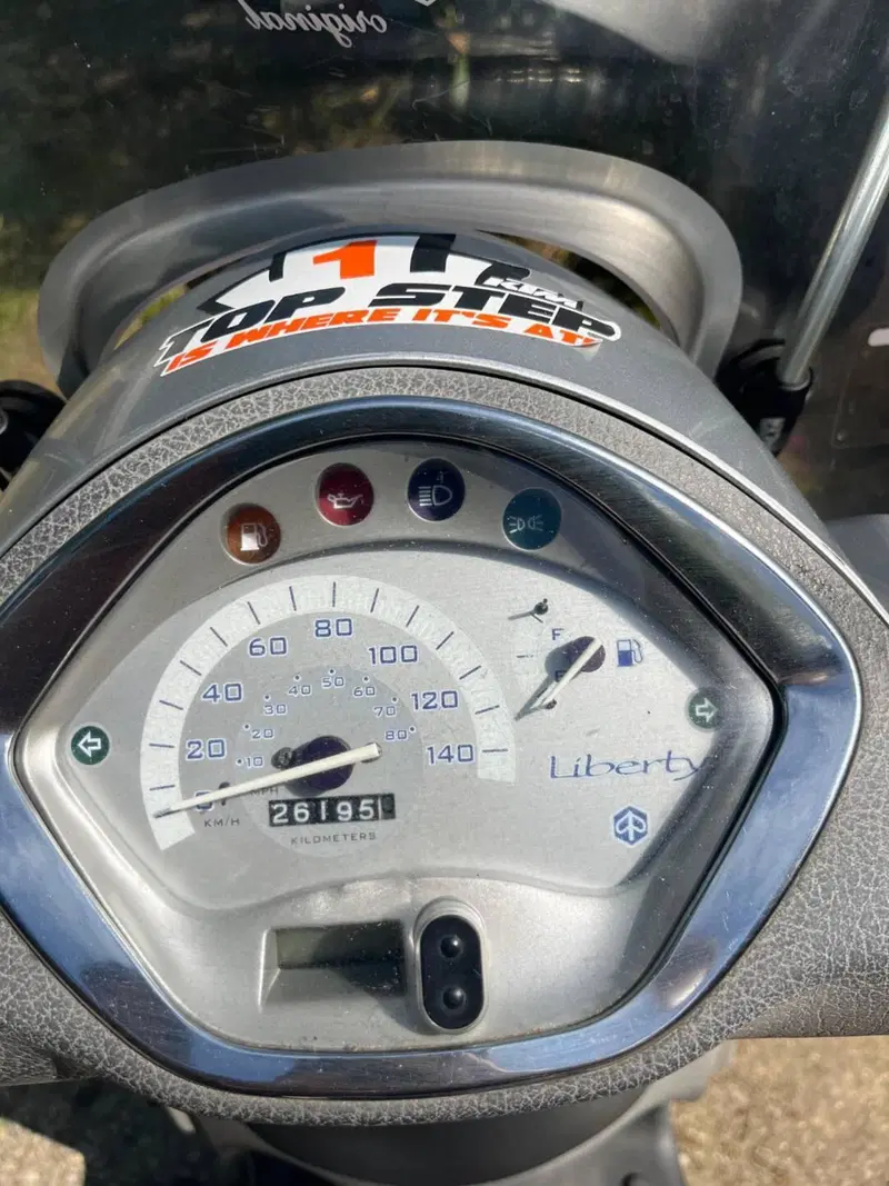 Piaggio Liberty 125 4T Full Optional (2003 - 13) (10)