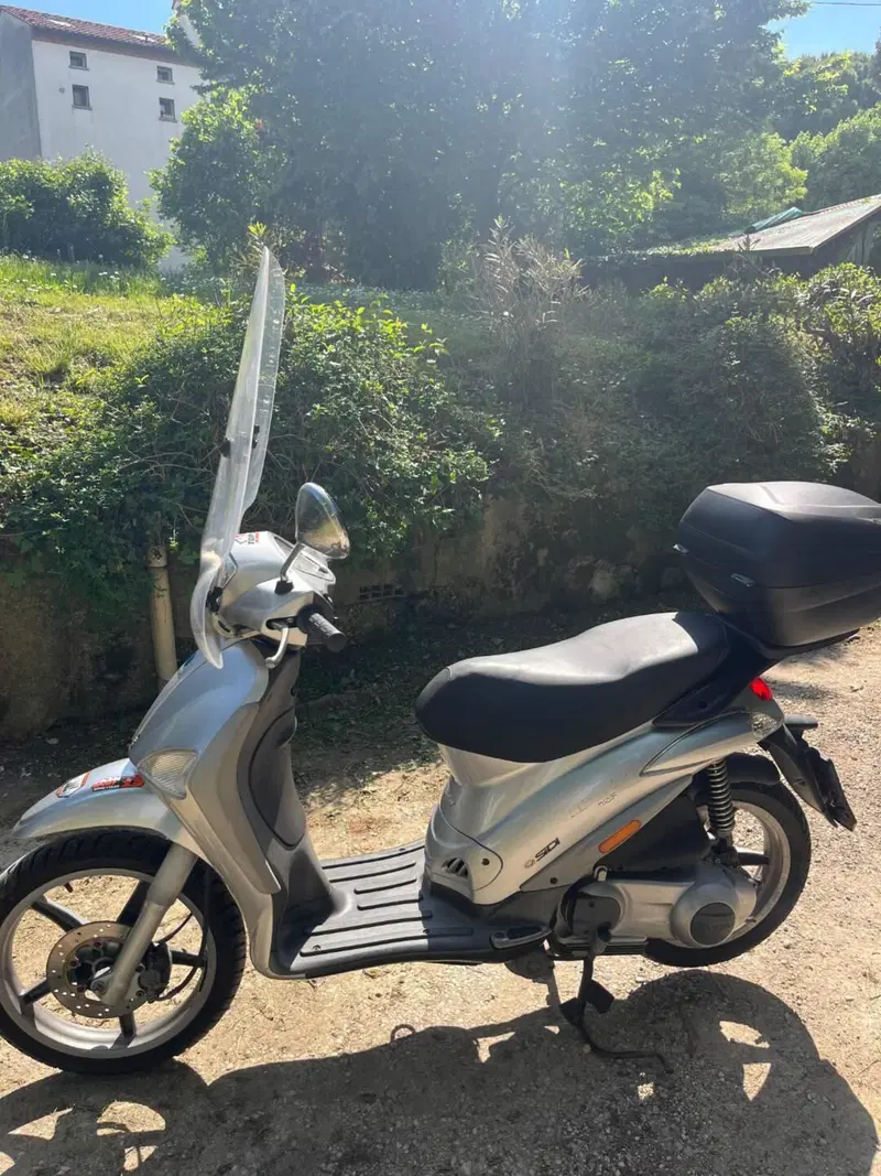 Piaggio Liberty 125 4T Full Optional (2003 - 13) (2)