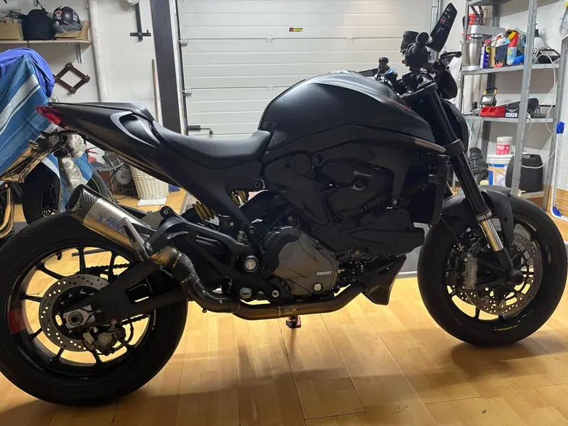 Ducati Monster 937 (2021 - 25) (2)