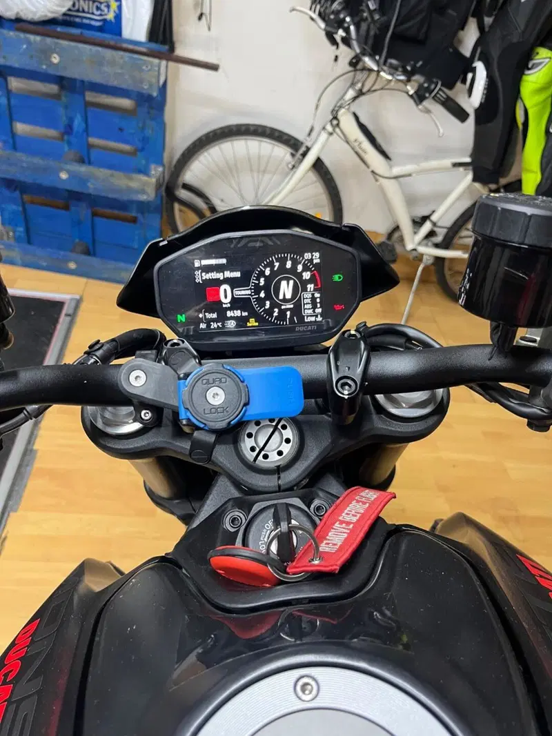 Ducati Monster 937 (2021 - 25) (5)