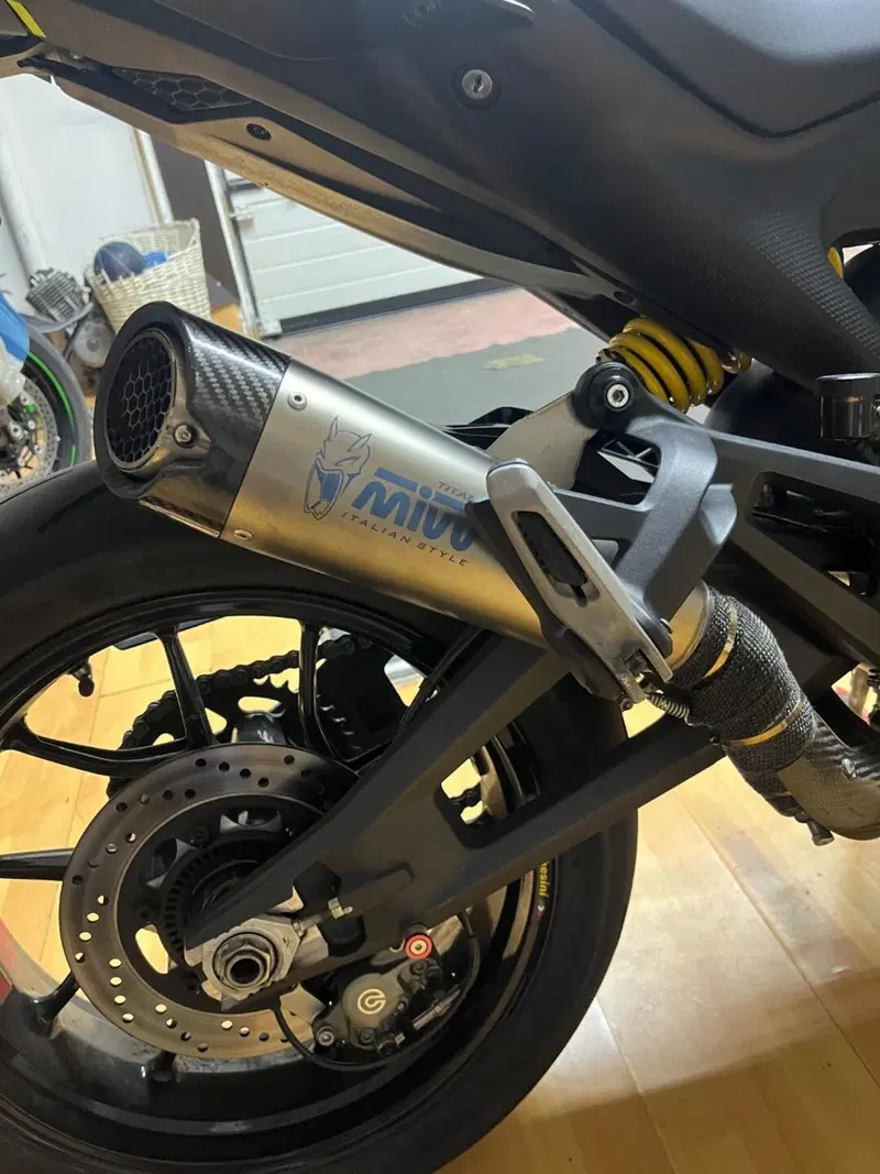 Ducati Monster 937 (2021 - 25) (6)