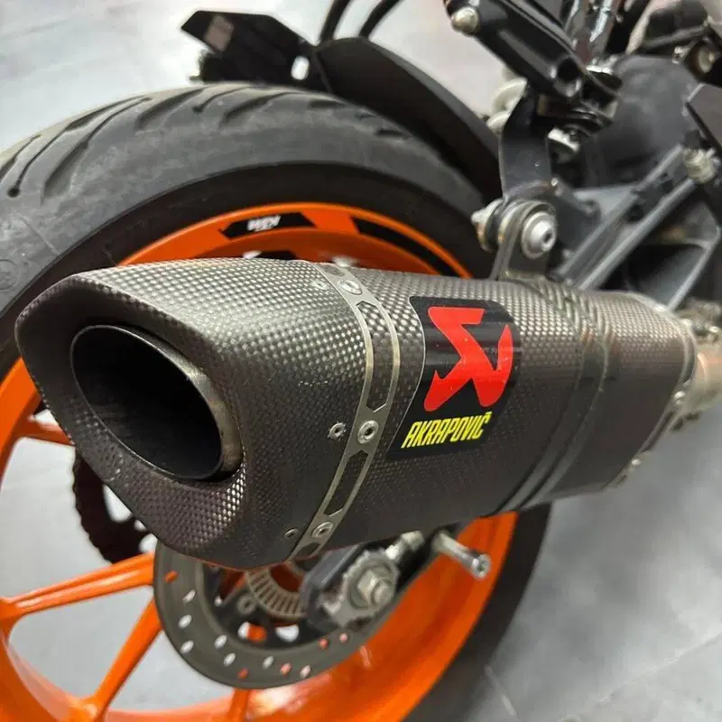 KTM 125 Duke (2021 - 23) (2)