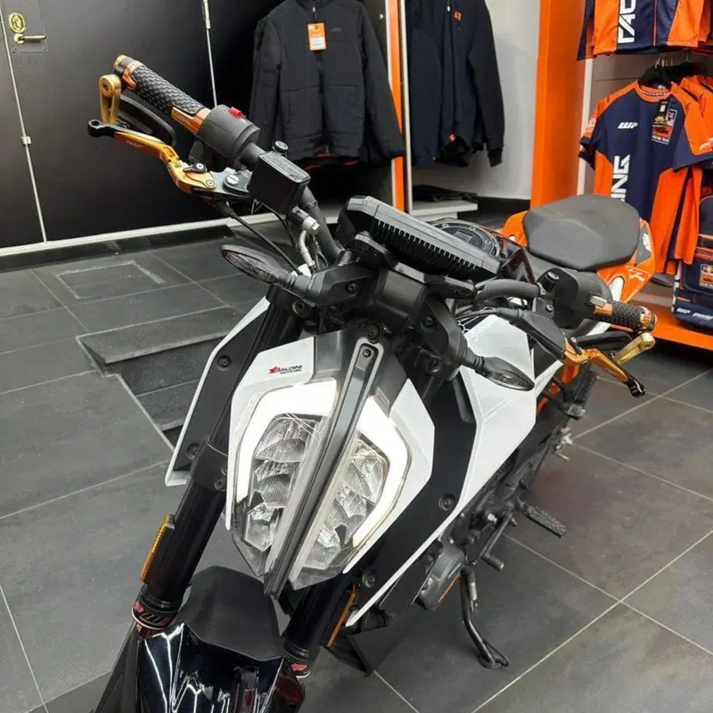 KTM 125 Duke (2021 - 23) (3)