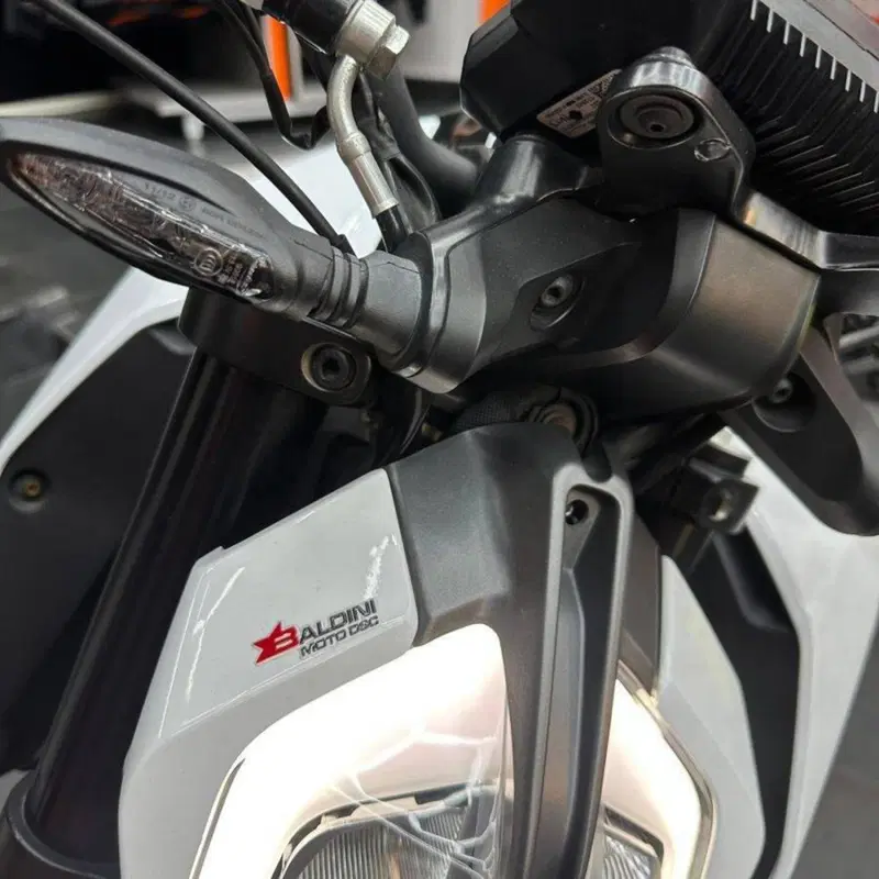 KTM 125 Duke (2021 - 23) (4)