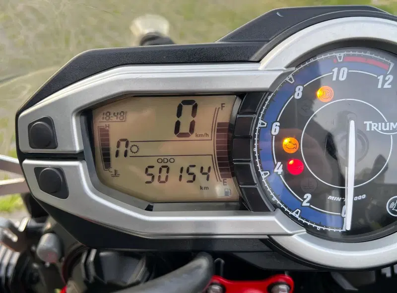 Triumph Tiger 800 XC ABS (2010 - 14) (5)