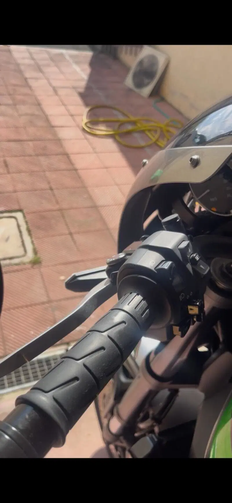 Kawasaki Z 900 RS Cafè Performance (2020 - 21) (7)