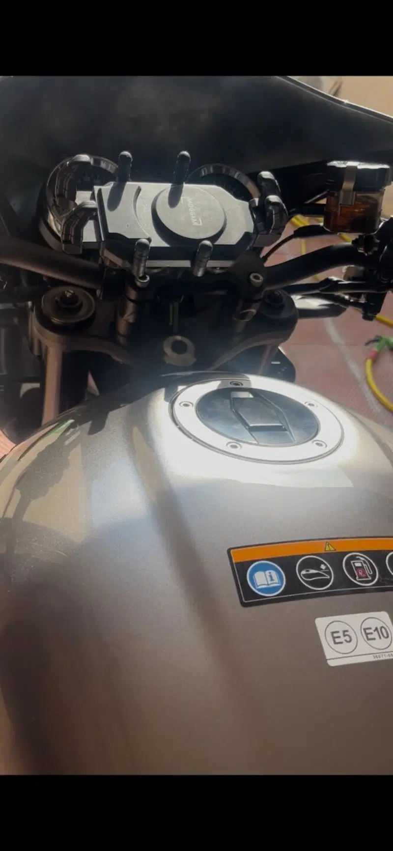 Kawasaki Z 900 RS Cafè Performance (2020 - 21) (8)