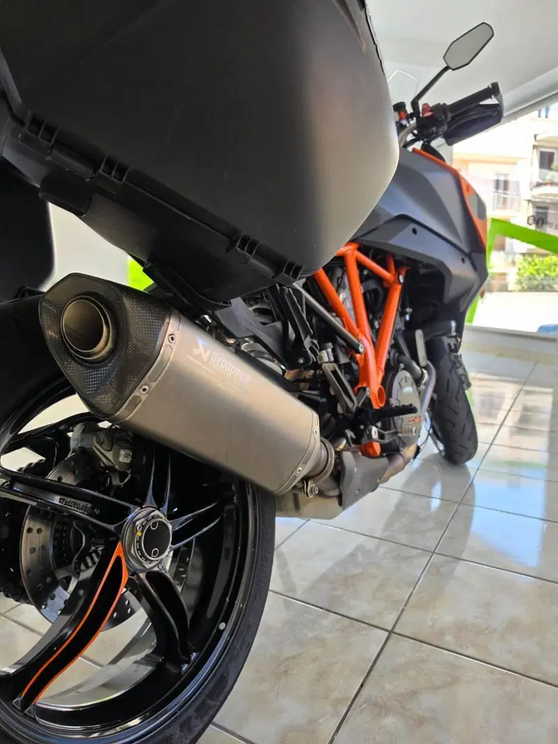 KTM 1290 Super Duke GT (2022 - 25) (7)