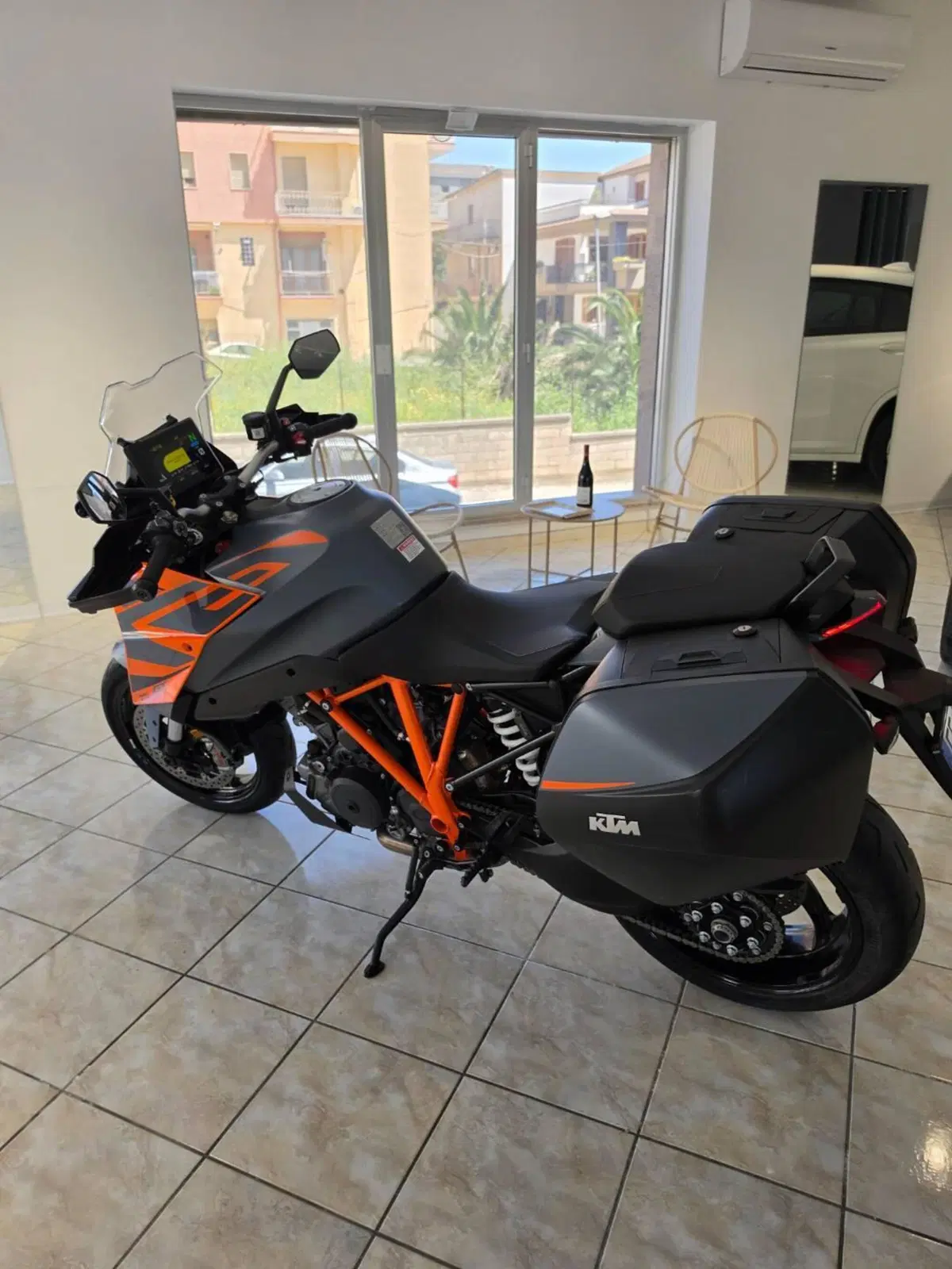 KTM 1290 Super Duke GT (2022 - 25) (9)