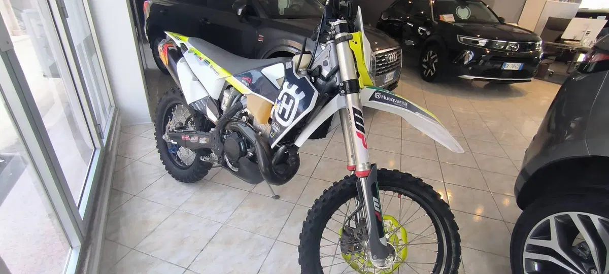 Husqvarna FE 350 (2022) (3)