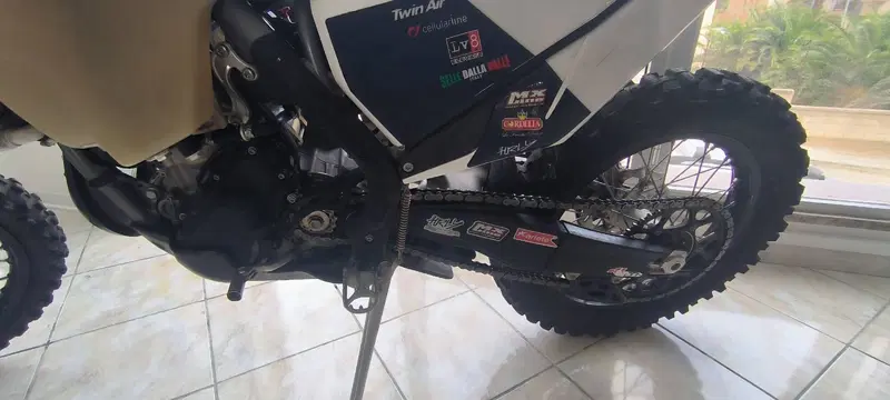 Husqvarna FE 350 (2022) (6)