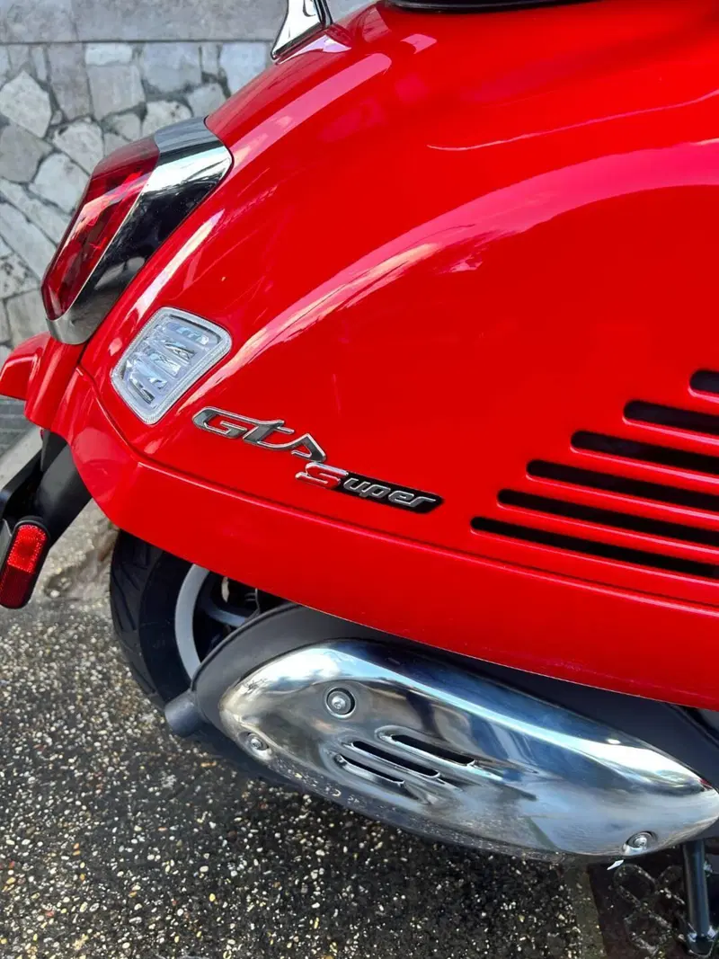 Vespa GTS 310 Super (2025 - 26) (2)