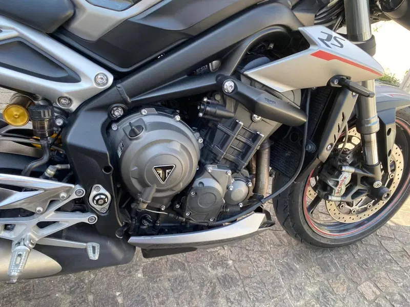 Triumph Street Triple RS (2017 - 19) (9)
