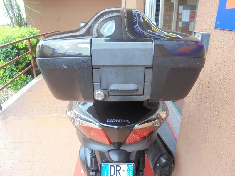 Honda SW-T 400 (2009 - 16) (3)