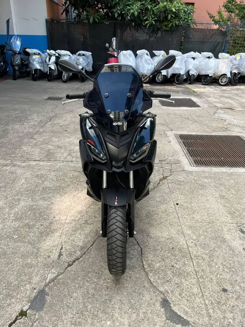Aprilia SR GT 200 (2025 - 26)