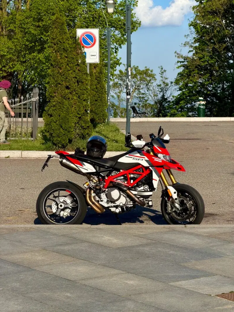 Ducati Hypermotard 950 SP (2022 - 25) (2)