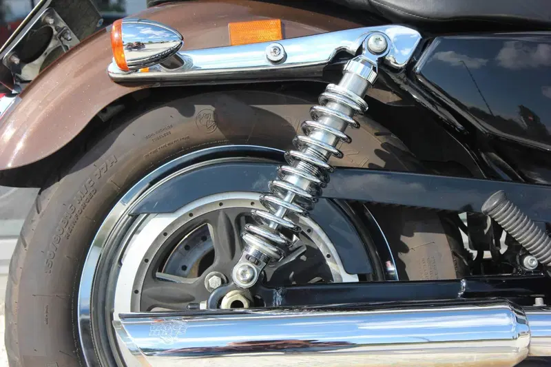 Harley-Davidson 1200 Custom (2007 - 13) - XL 1200C (10)