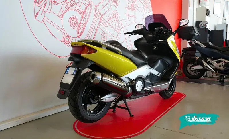 Yamaha T-Max 500 (2001 - 03) (4)