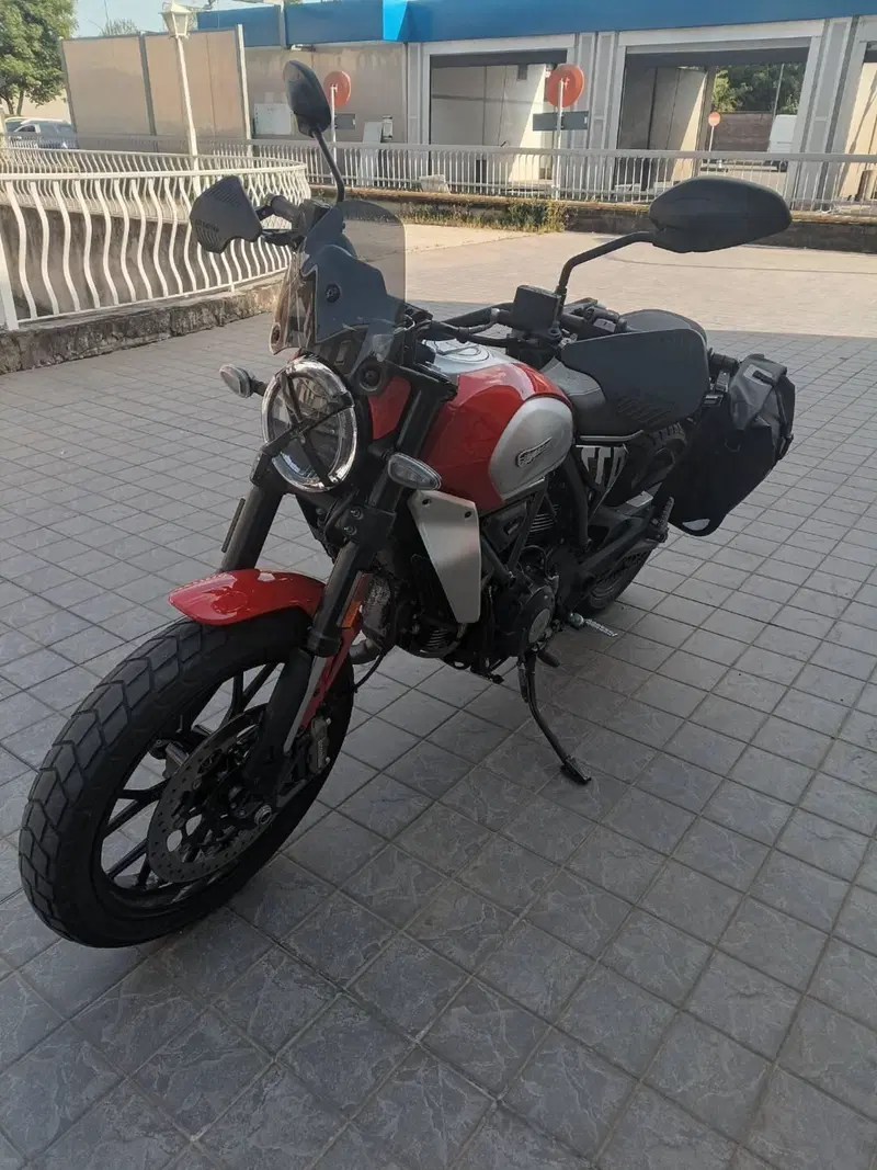 Ducati Scrambler 800 Icon (2023 - 24)