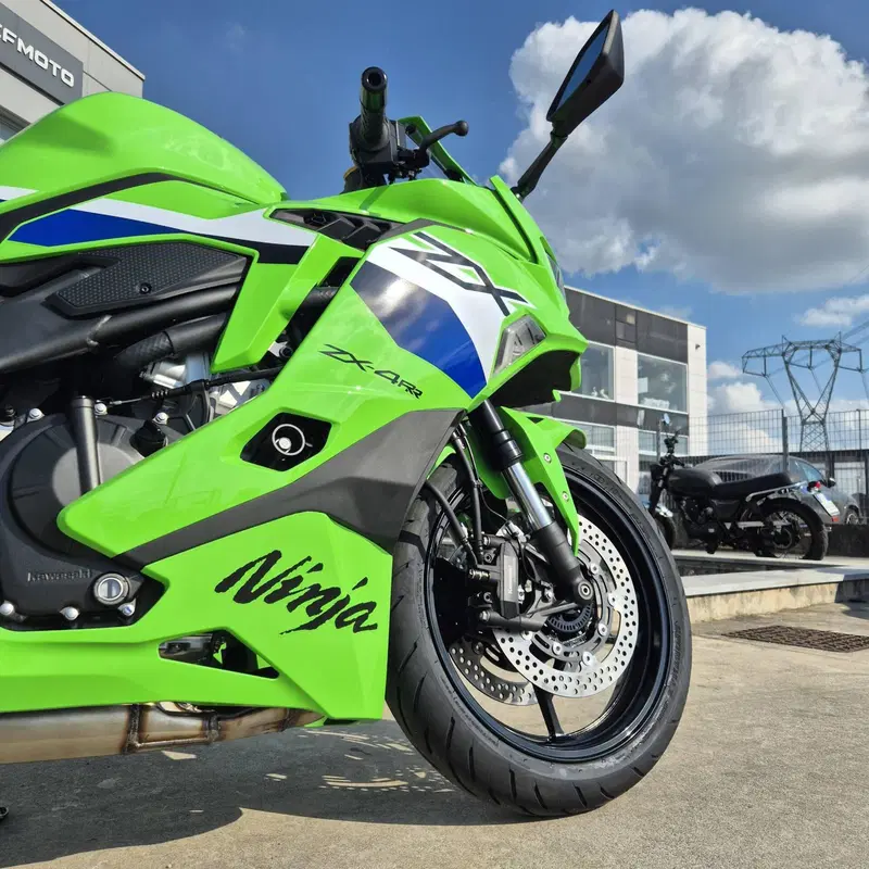 Kawasaki Ninja ZX-4RR (2024 - 26) (5)