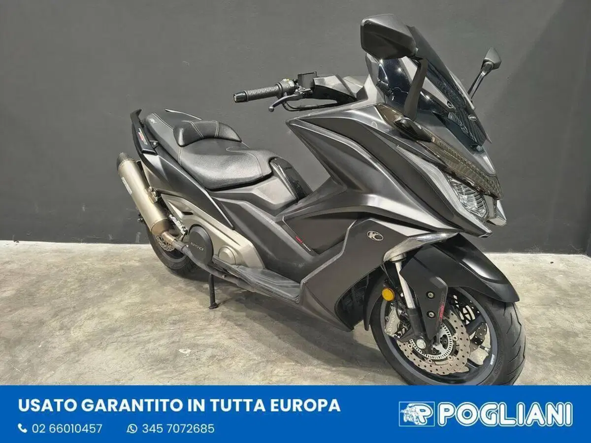 Kymco AK 550 ETS (2021 - 26) (2)