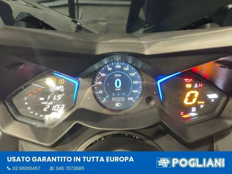 Kymco AK 550 ETS (2021 - 26) (11)