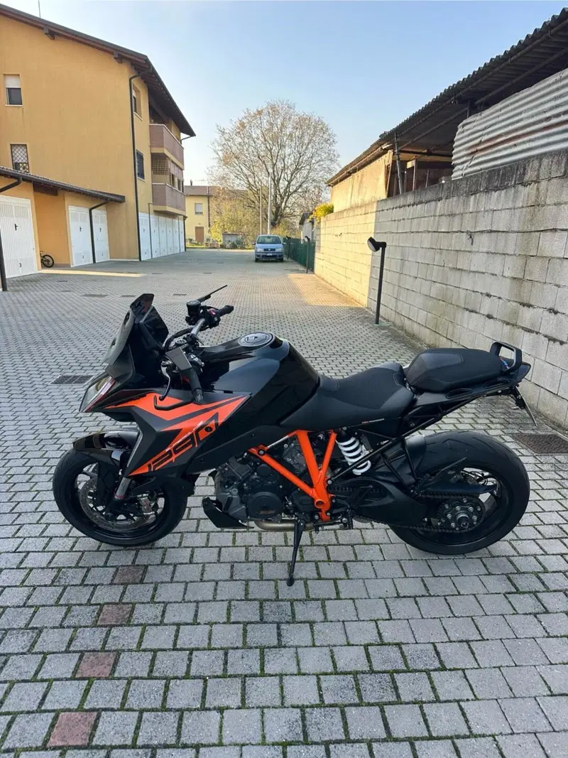 KTM 1290 Super Duke GT (2019 - 20) (3)