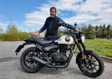 Royal Enfield HNTR: la videoscheda tecnica per sapere tutto di lei [VIDEO]