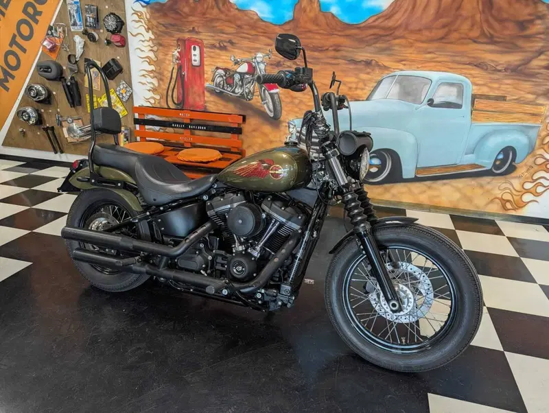 Harley-Davidson 107 Street Bob (2018 - 20) - FXBB (5)