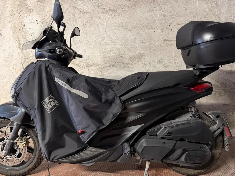 Piaggio Beverly 400 (2025 - 26) (3)