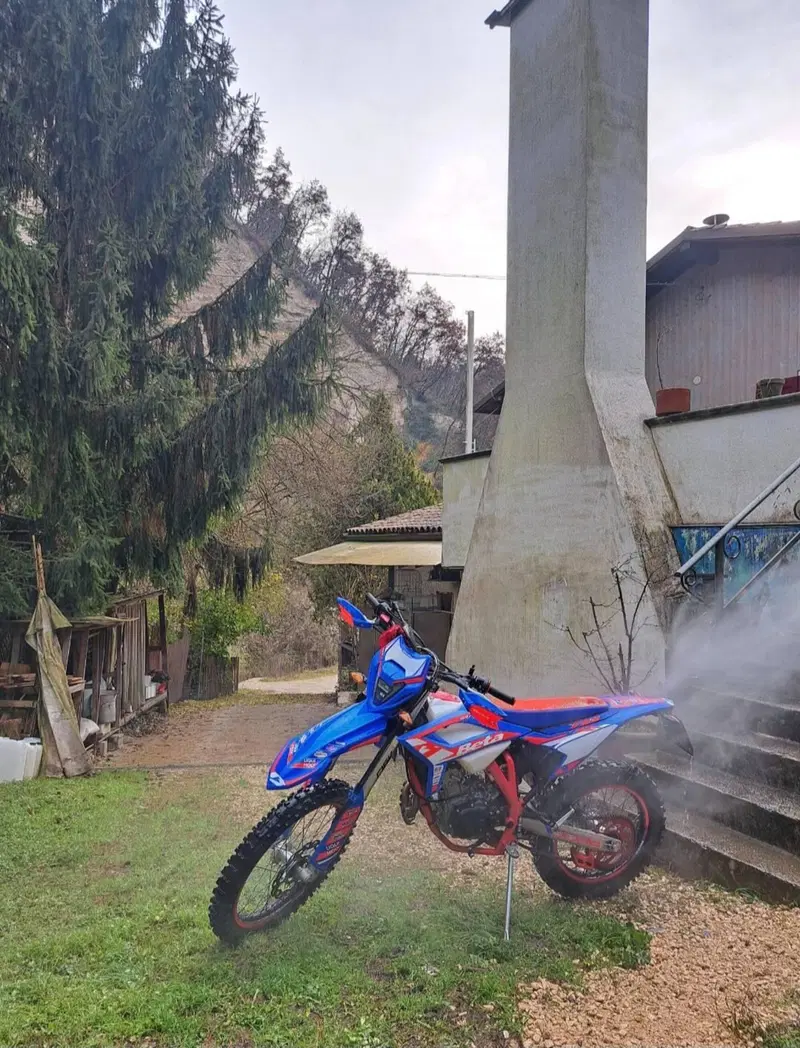 Betamotor RR 125 4T Enduro R (2024 - 26) (4)