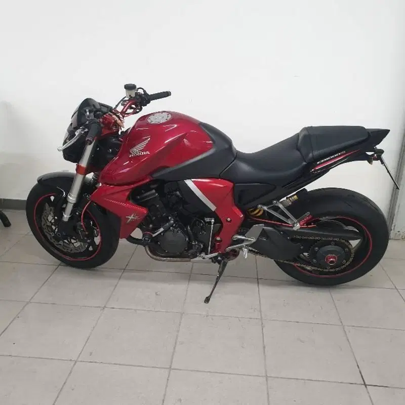 Honda CB 1000 R (2008 - 10) (6)