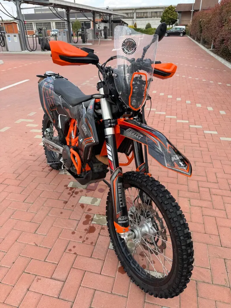 KTM 690 Enduro R (2019 - 20) (7)
