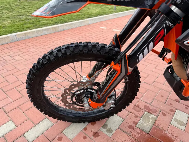 KTM 690 Enduro R (2019 - 20) (9)