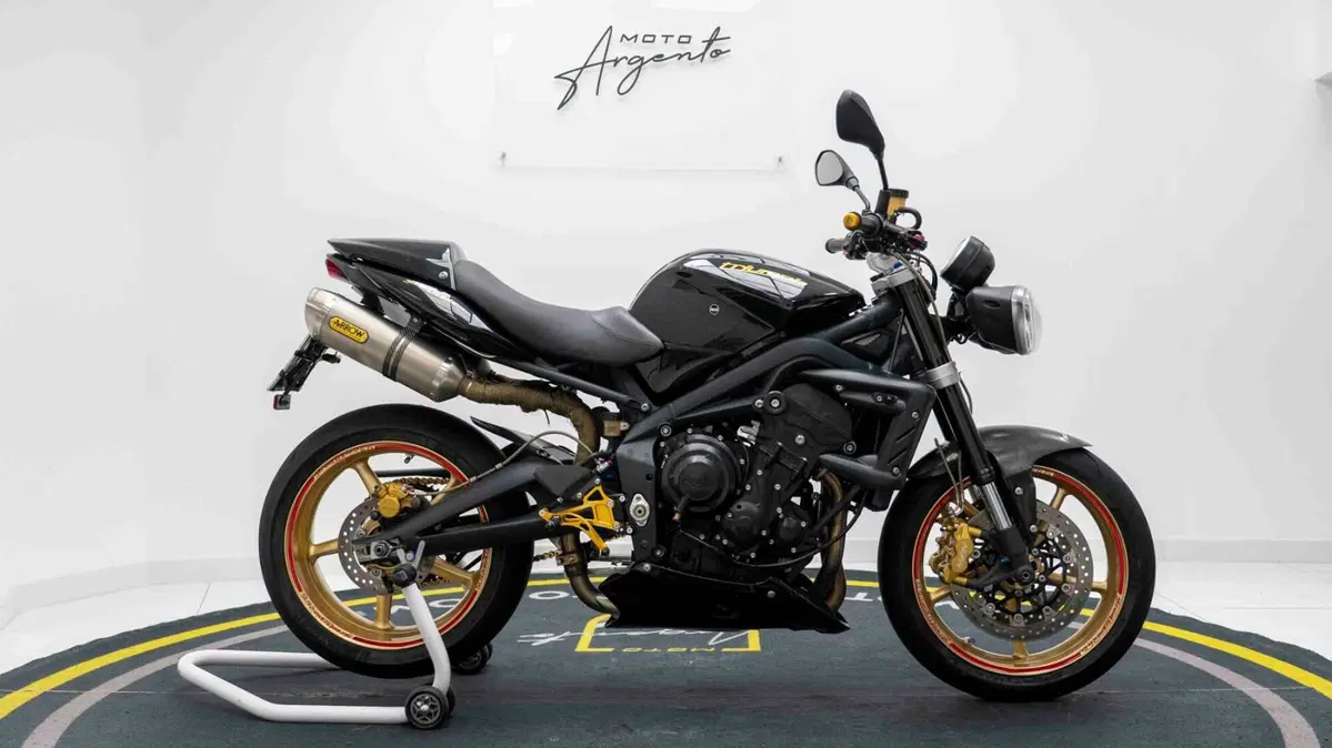 Triumph Street Triple R (2009 - 12) (2)