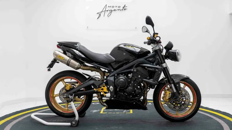 Triumph Street Triple R (2009 - 12) (2)