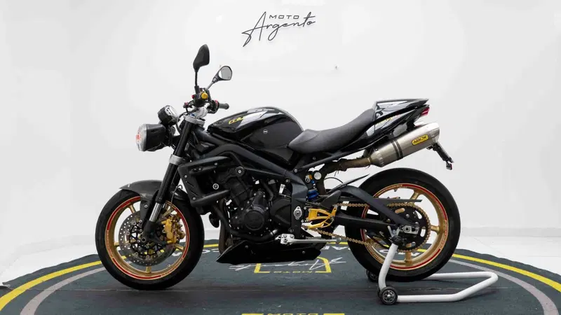 Triumph Street Triple R (2009 - 12) (6)