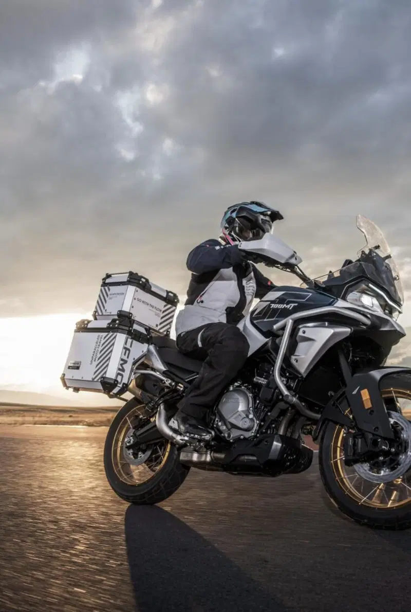 CFMOTO 700MT Adventure (2025 - 26) (5)