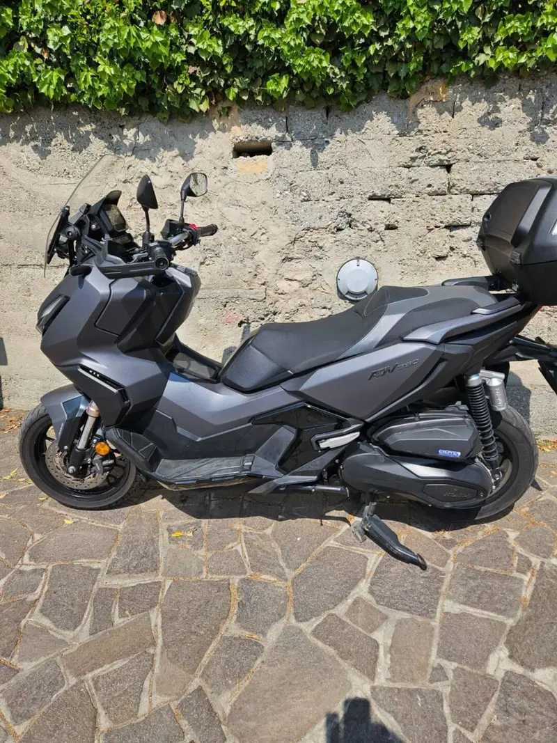 Honda ADV 350 (2022 - 24) (2)