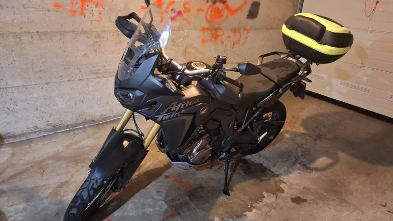 Honda Africa Twin CRF 1000L DCT ABS (2016 - 17) (4)