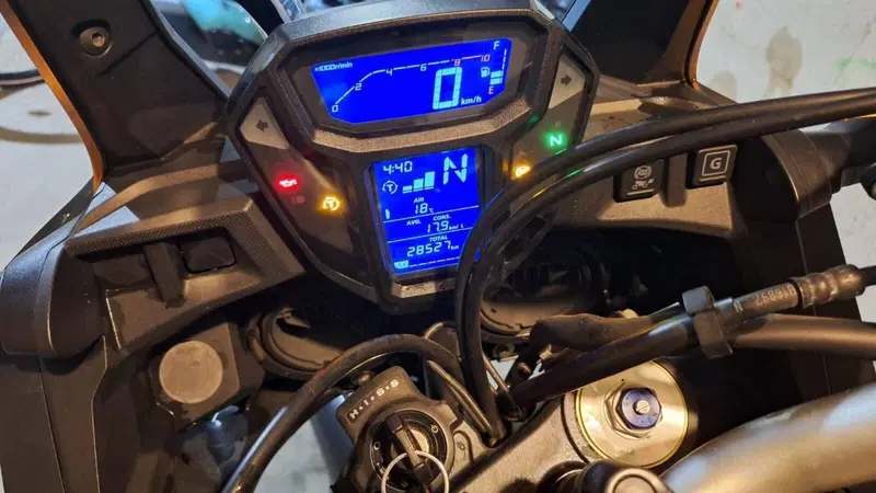 Honda Africa Twin CRF 1000L DCT ABS (2016 - 17) (6)