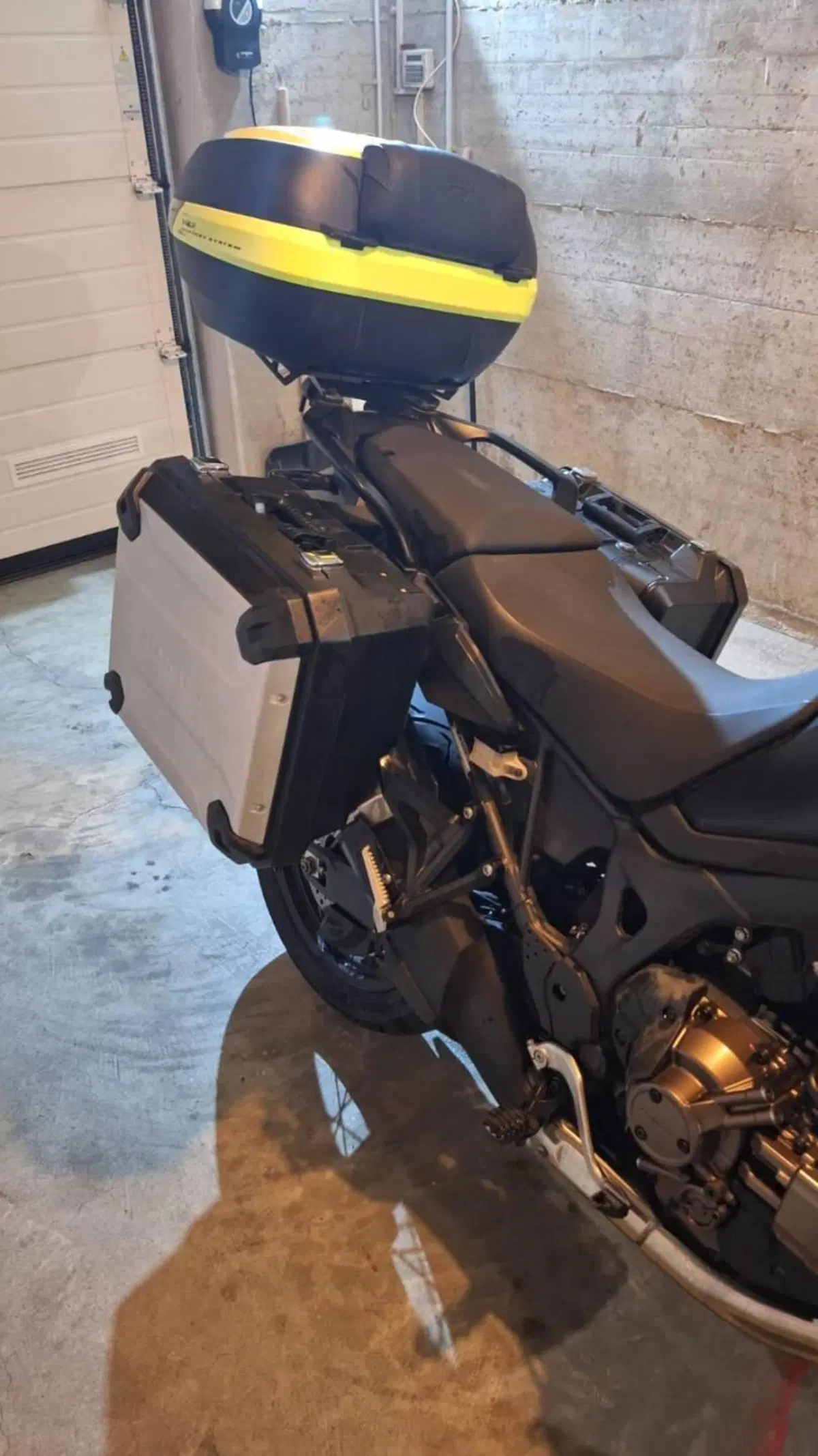 Honda Africa Twin CRF 1000L DCT ABS (2016 - 17) (7)