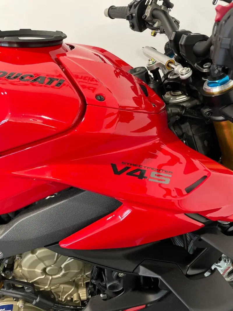 Ducati Streetfighter V4 S (2023 - 24) (4)