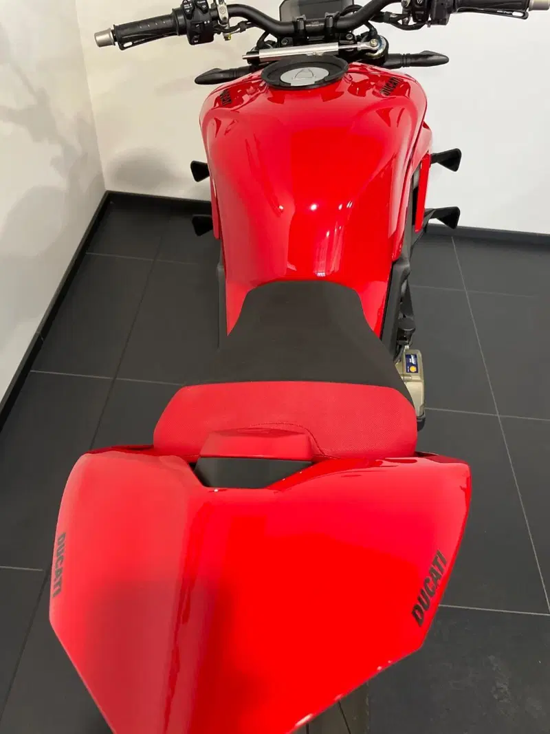 Ducati Streetfighter V4 S (2023 - 24) (5)