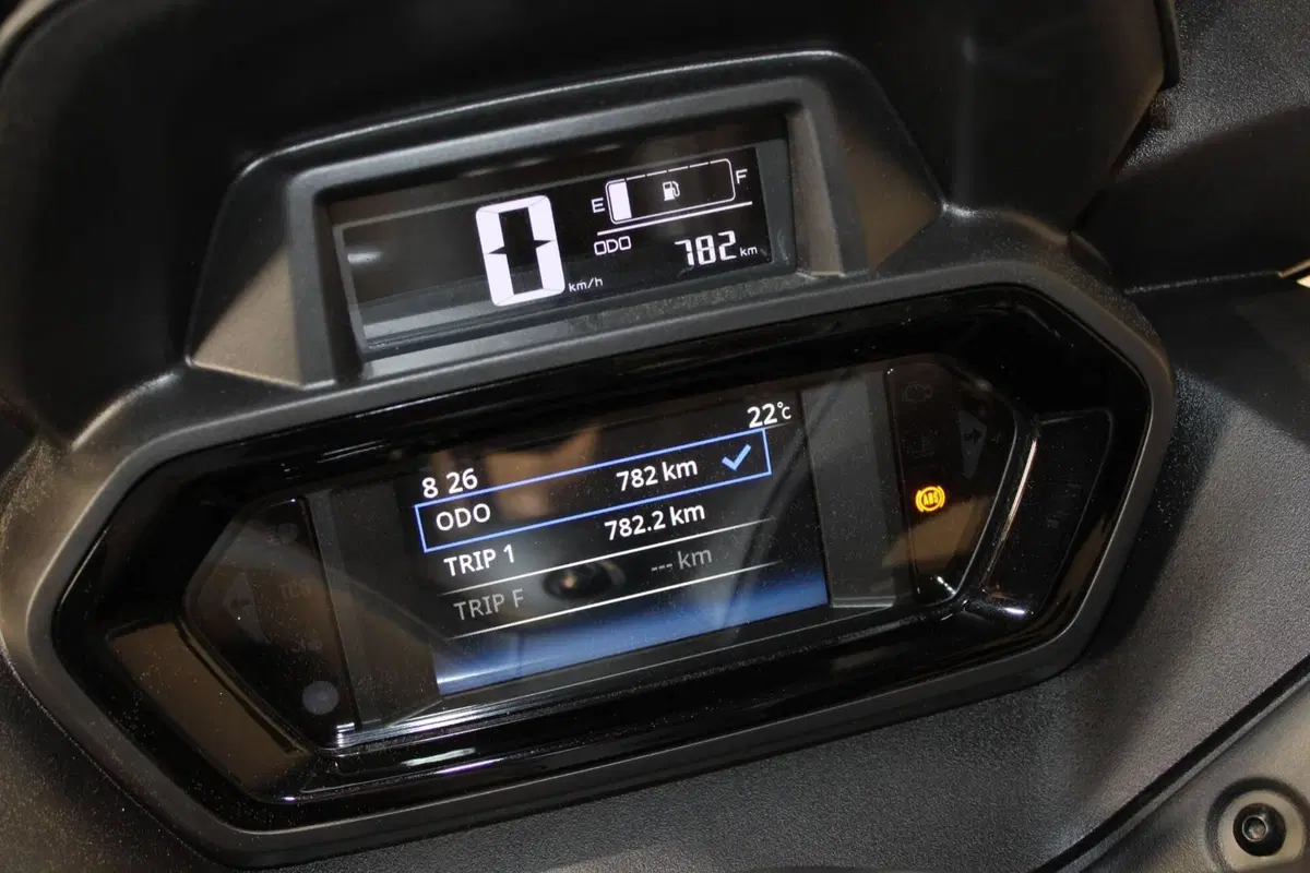 Yamaha X-Max 300 Tech Max (2021 - 24) (6)