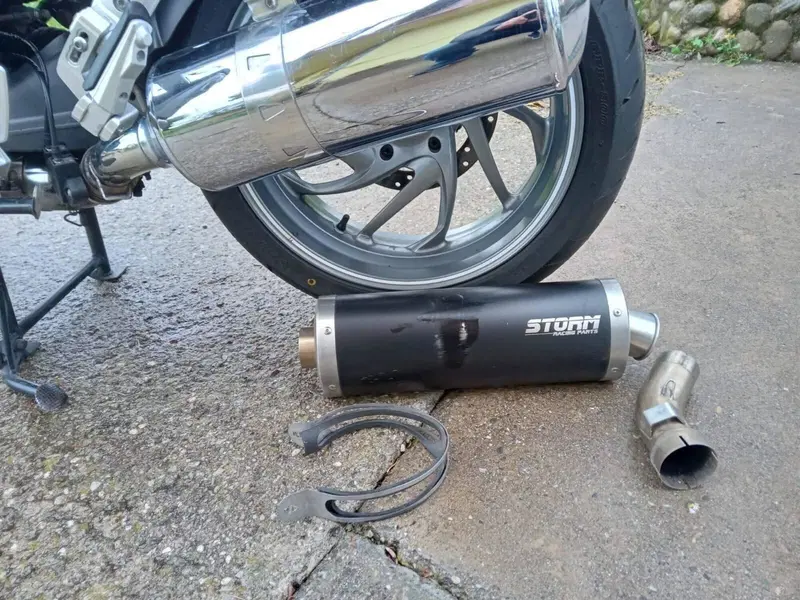 Bmw R 1200 R (2011 - 14) (2)
