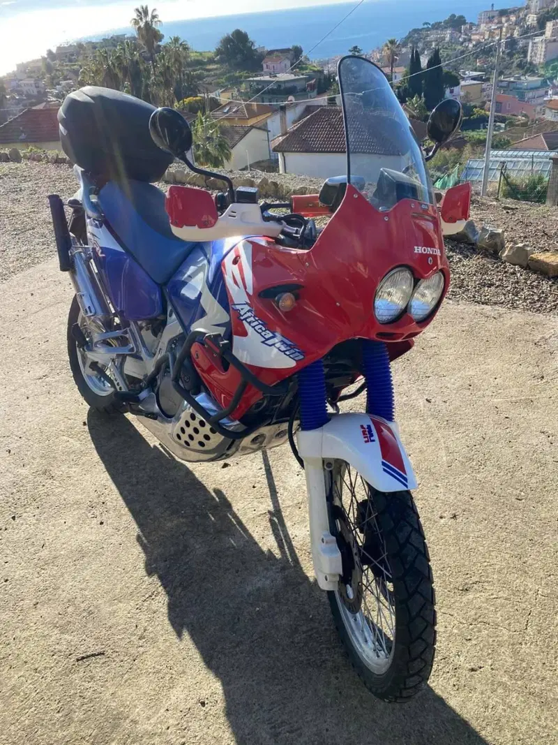Honda Africa Twin XRV 750 (1996 - 02)