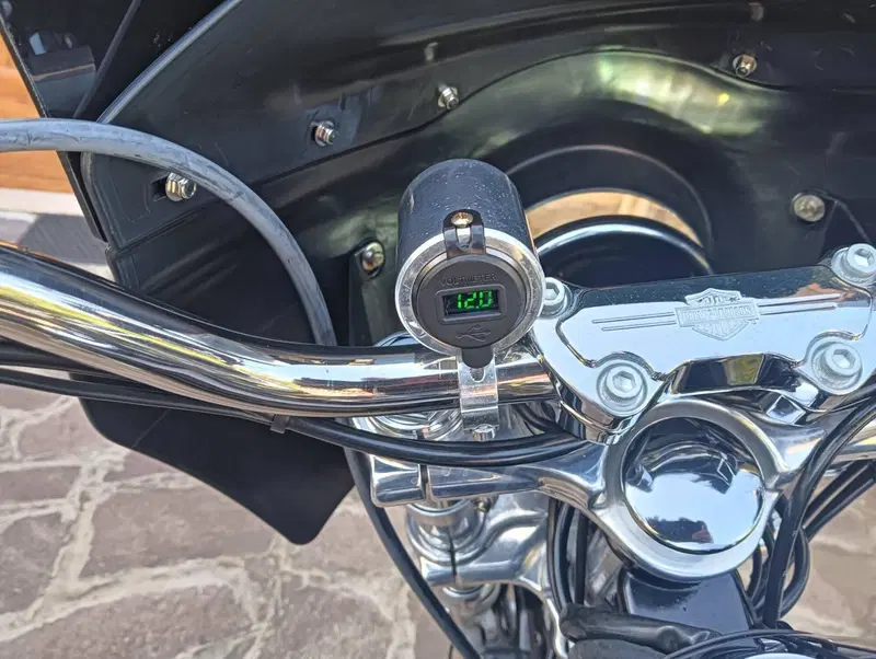 Harley-Davidson 1584 Super Glide Custom (2008 - 13) - FXDC (4)