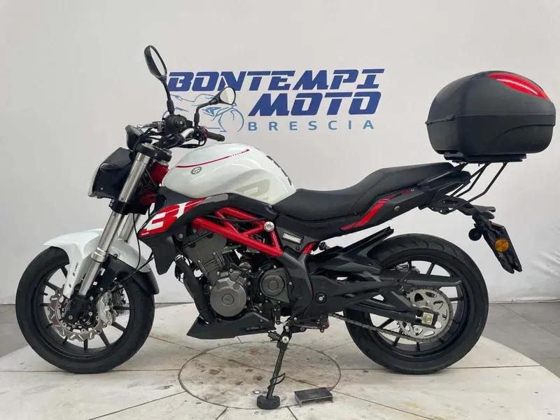 Benelli BN 302 S (2019 - 20) (4)
