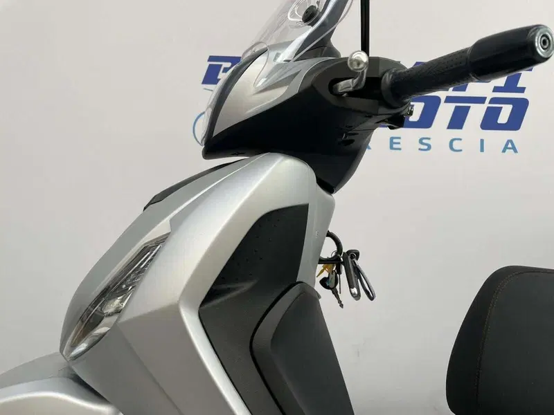 Piaggio Beverly 300 S ABS-ASR (2021 - 25) (3)